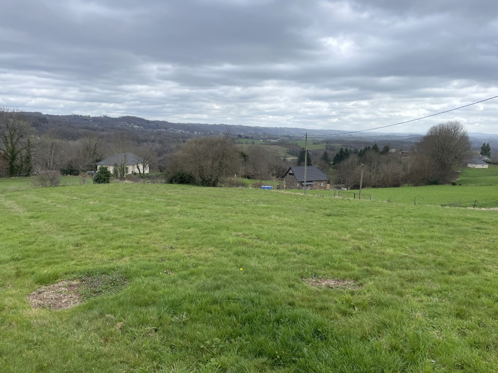 Entre Objat et Juillac, campagne